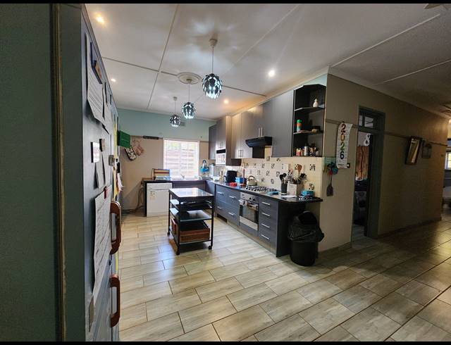 3 BEDROOM FREESTANDING FOR SALE IN GREENDALE